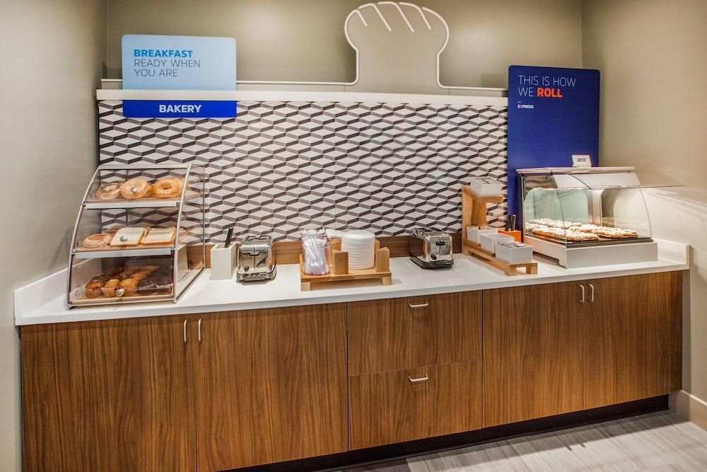 Holiday Inn Express Jonestown Ft Indiantown Gap By Ihg Екстериор снимка